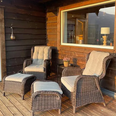 Feriehus Sunny With Fjord Views In Redal Naustdal i Sunnfjord
